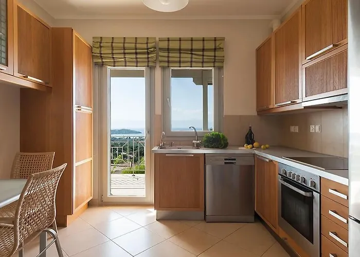 Stellar Private Pool-sea View * פורטו הלי